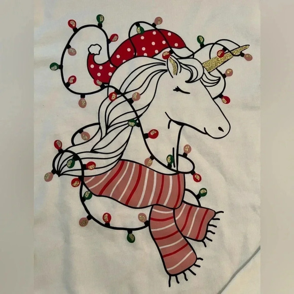 SET: Holiday Time | little girls holiday print tee + mesh skirt. Size: L (10-12) - Picture 3 of 15